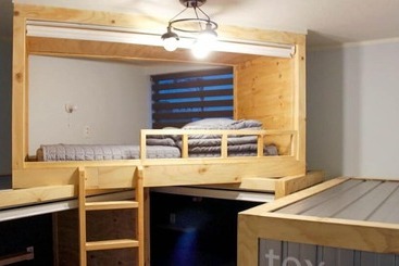 Illuso Guesthouse Hostel