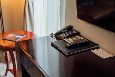 L`art Hotel Carei