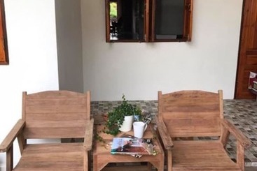 پانسیون Maa Damnoen B&b