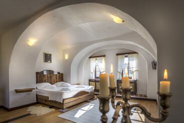 Castle Hotel Daniel