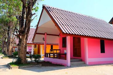 هتل Meena Garden Resort