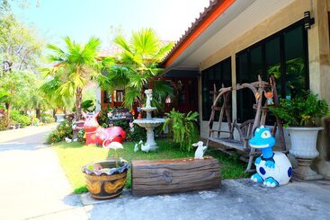 هتل Meena Garden Resort