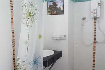 בית מלון כפרי Prakhonchai Resort