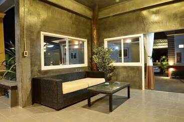 هتل Safe House Phatthalung Resort