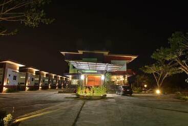 هتل Safe House Phatthalung Resort