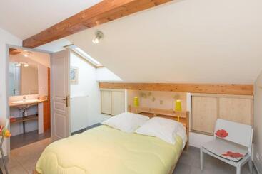 تختخواب و صبحانه Chambres D Hôtes Les Coquelicots