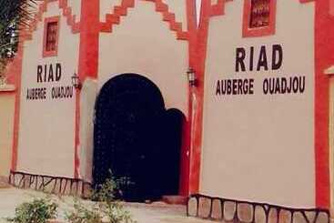 هتل Auberge Ouadjou