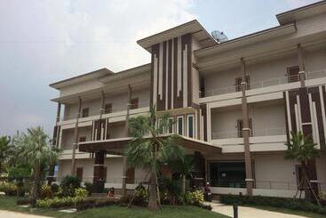 هتل Baanna Place