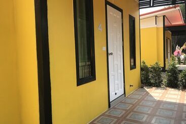 هتل Kanyaphat Gardenview Resort