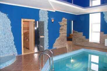 هتل Monetniy Guest House