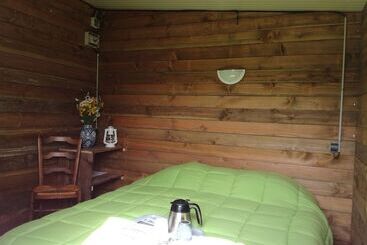هتل O2 Camping
