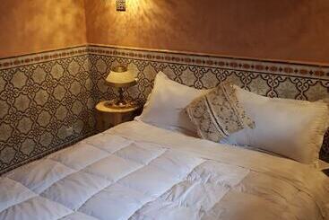 هتل Refuge Aicha