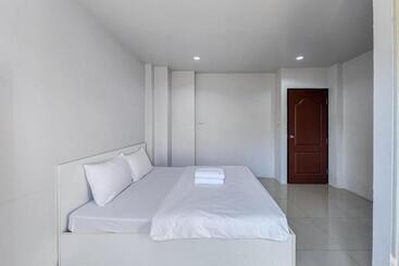 膳宿费 Freesia Guesthouse Klong Luang