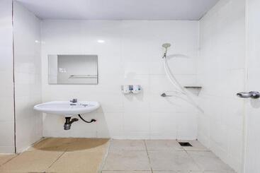 膳宿费 Freesia Guesthouse Klong Luang