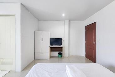 膳宿费 Freesia Guesthouse Klong Luang