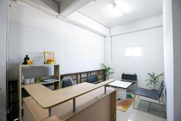膳宿费 Freesia Guesthouse Klong Luang
