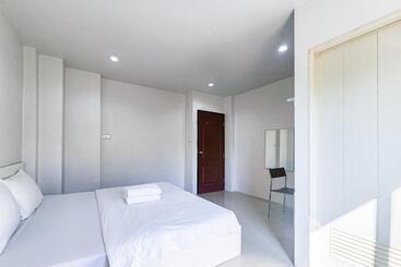 膳宿费 Freesia Guesthouse Klong Luang