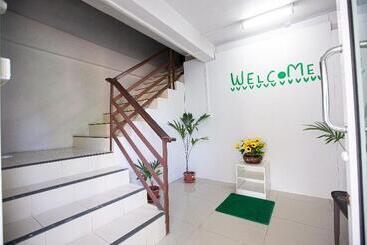 膳宿费 Freesia Guesthouse Klong Luang