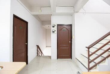 膳宿费 Freesia Guesthouse Klong Luang