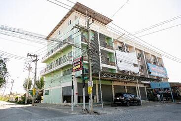 膳宿费 Freesia Guesthouse Klong Luang