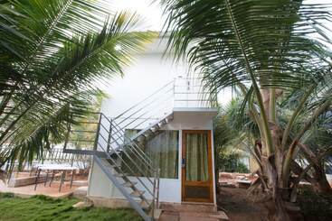 Thamarai Resort