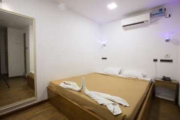 Thamarai Resort