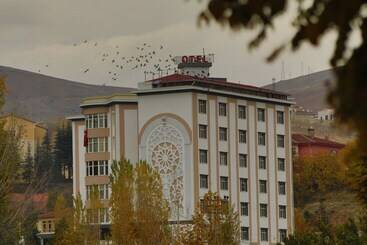 Tiryandafil Otel