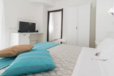 تختخواب و صبحانه Residenza La Nivera