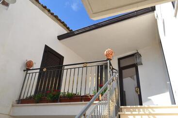 تختخواب و صبحانه Residenza La Nivera