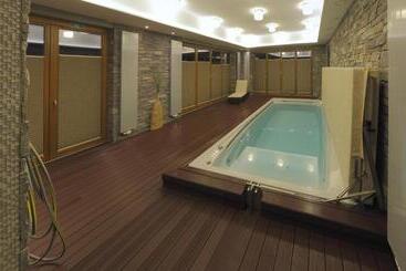 هتل Esmarin Wellness