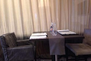 هتل Hôtel Restaurant Besson La Taverne