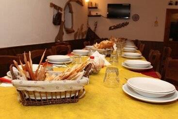 هتل روستایی Agriturismo B&b Sa Inza