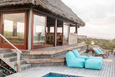 هتل Travessia Beach Lodge