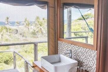 هتل Travessia Beach Lodge