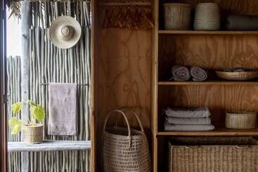 هتل Travessia Beach Lodge