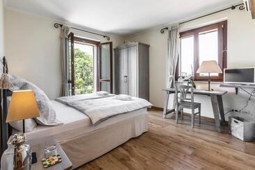 تختخواب و صبحانه Alta Villa The Countryhouse Adults Only Boutique Bnb