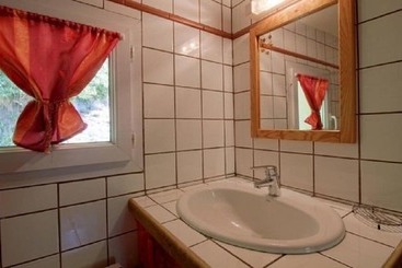 تختخواب و صبحانه Chambres D'hôtes La Munia