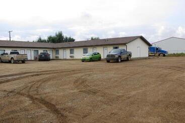 Macklin Motor Inn