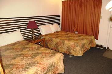 Macklin Motor Inn