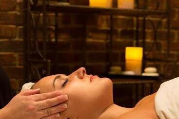 Carnegie Hotel & Spa