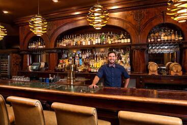 Carnegie Hotel & Spa