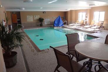 Best Western Plus Tulsa Woodland Hills Hotel And Suites