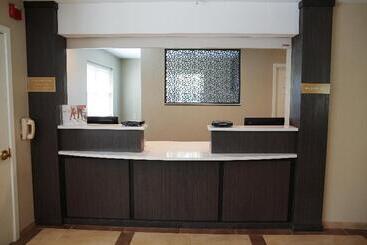 هتل Candlewood Suites   Portland   Scarborough, An Ihg