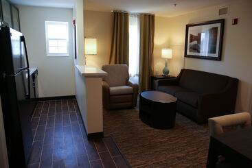 هتل Candlewood Suites   Portland   Scarborough, An Ihg