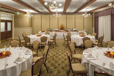 Carnegie Hotel & Spa