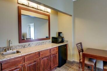 هتل Comfort Inn West Monroe Near Sports & Events Center