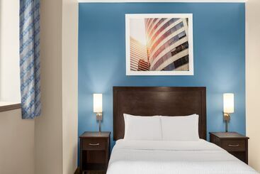 هتل Days Inn By Wyndham Philadelphia Convention Center