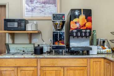 هتل Quality Inn Gunnison Crested Butte