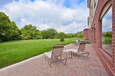 Holiday Inn Express Hotel & Suites Tipp City, An Ihg