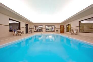 Holiday Inn Express Hotel & Suites Tipp City, An Ihg